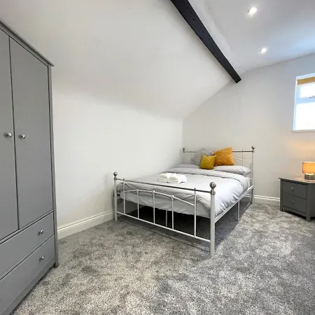 Yr Hen Bopty Villa Pontypridd Buitenkant foto